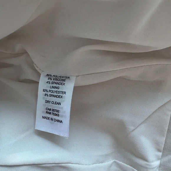 House of Harlow 1960, White Vest (new with tag) - Picture 5 of 7